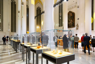 Blick in die Ausstellung in der Heiliggeistkirche in Landshut